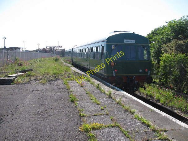 Photo 6"x4" Barry Tourist Railway at the Island Barry Island c2010