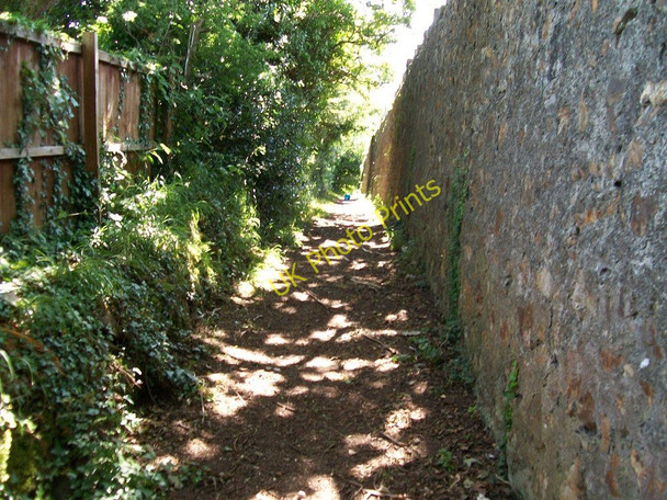 Photo 6"x4" Public footpath leading to Ffordd Pedrog Llanbedrog c2010