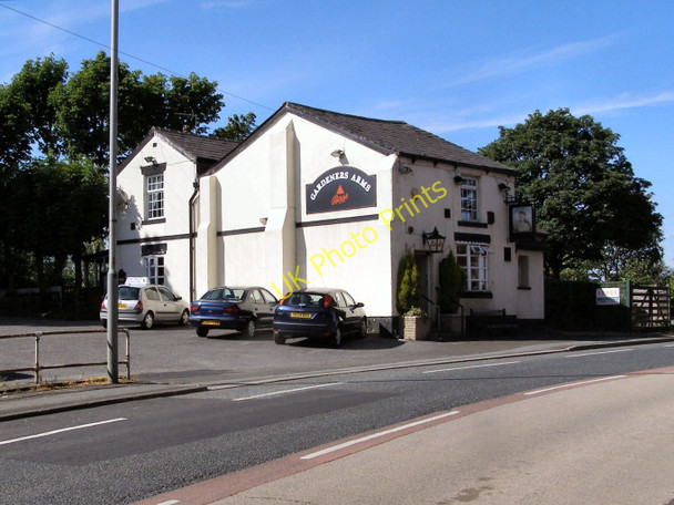 Photo 6"x4" Gardeners Arms Heywood\/SD8510 c2010