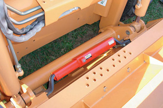 Attachment Lock For CASE Skid Steer Attachment Lock For CASE Skid Steer