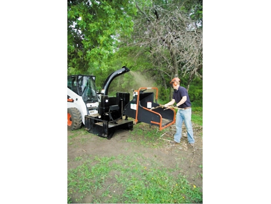 SE500 Skid Steer Chipper Attachment Standard Flow (5" dia Material)