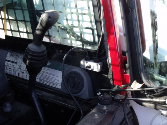 Skid Steer Tree Shear Attachment That Cuts Up To 12" Dia Trees With Hydraulic Rotation