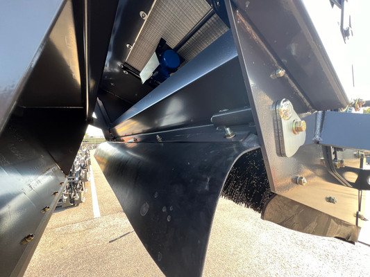 72" Wide Skid Steer Boxbroom Sweeper Attachment SEVS Series Poly|Wire Brush 15-25 gpm