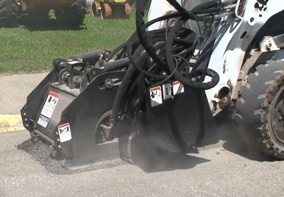 18" Wide Skid Steer Planer Attachment High Flow 22-40 GPM 18" Wide Skid Steer Planer Attachment High Flow 22-40 GPM