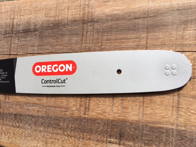 Active slide of Oregon ControlCut Chainsaw Bar, 15 Inch, 0.325 0.058