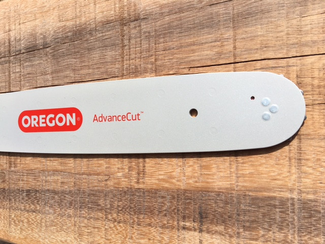 Active slide of Oregon AdvanceCut Chainsaw Bar, 14 Inch, 3/8 Mini / Picco 0.050