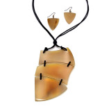 Jada Handmade Buffalo Horn Pendant and Matching Earrings