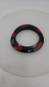 Resin Bangle Red Black faded Triangular