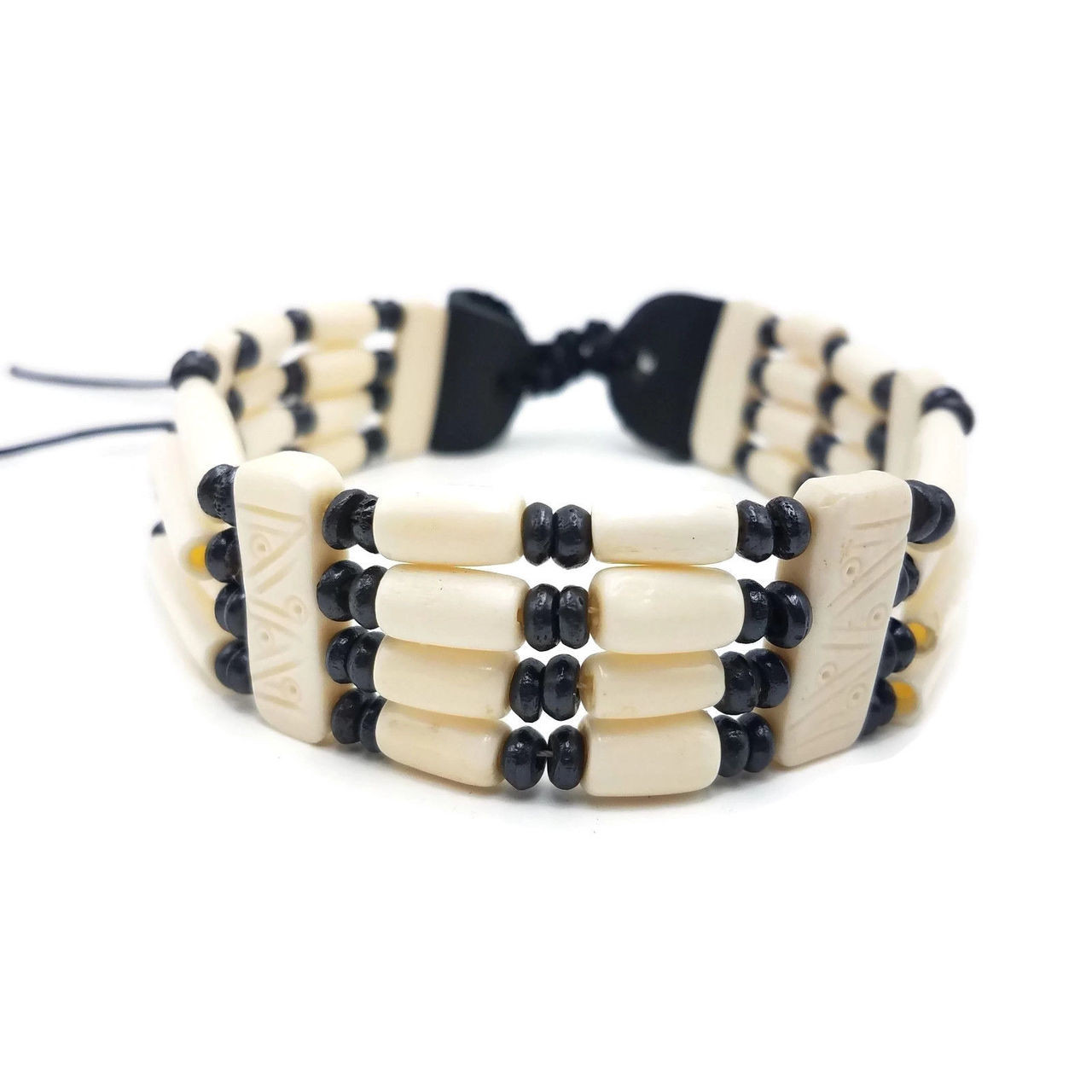 Besi Multi Layer Bone Choker