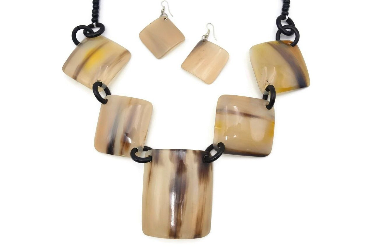 Svana Buffalo Horn Necklace Set Pendants Handmade Carved Squares