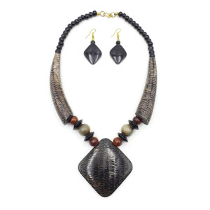 Zaida Scaled Buffalo Horn Necklace and Earrings Set