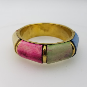 Bone Bangle Bracelet With Brass Metal Base Multi Color 1"BA419