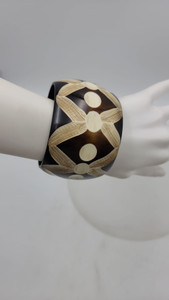  Resin Bangle Carved Brown 2"