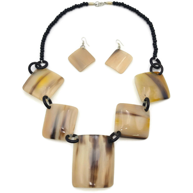 Svana Buffalo Horn Necklace Set Pendants Handmade Carved Squares