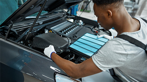 Replacing Your Car’s Cabin Air Filter Replacing Your Car’s Cabin Air Filter