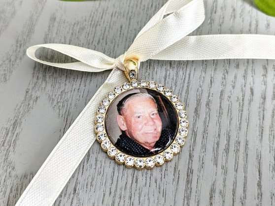 Bouquet Charm - Gold (Round) w/ Rhinestones - Alex Design