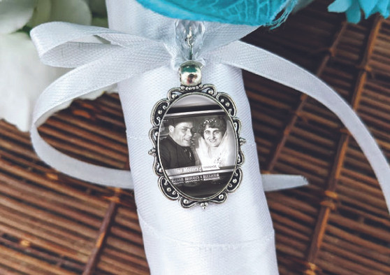 Bouquet Charm (Small Oval) in Antique Silver - Bonnie Design