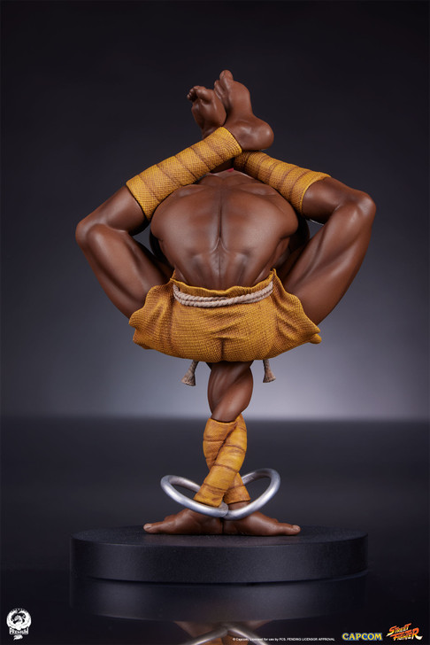 Akuma and Dhalsim - Street Jam Statue Set