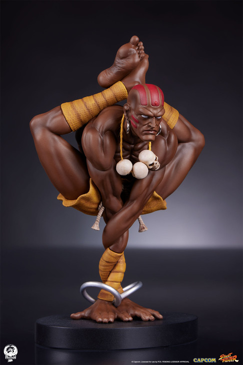 Akuma and Dhalsim - Street Jam Statue Set