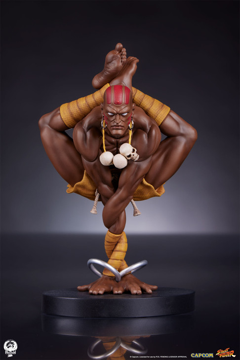 Akuma and Dhalsim - Street Jam Statue Set
