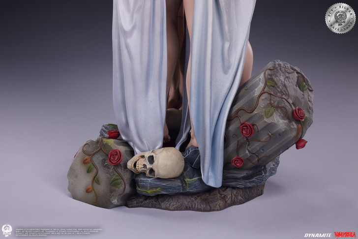 Vampirella - Silver Ex