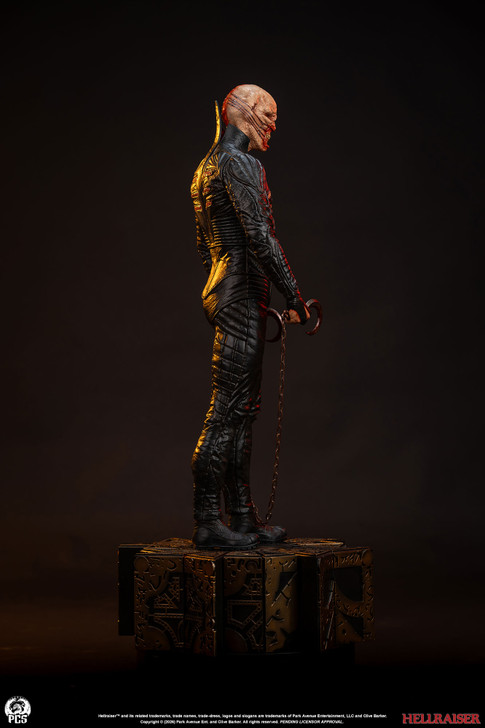 Chatterer - 1:3 Statue