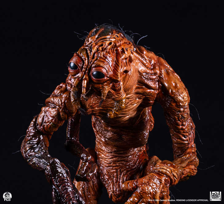 The Fly - 1:4 Scale Statue