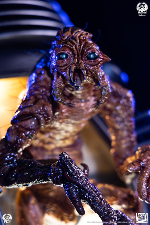 The Fly - 1:4 Scale Deluxe