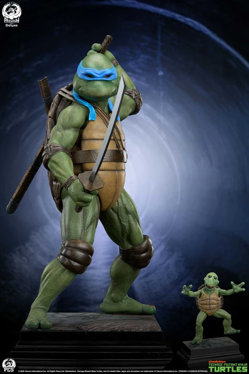 Leonardo - 1:2 Scale Deluxe Edition Premium Collectibles Studio (PCS) TMNT Collectible Figure