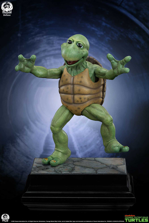 Leonardo - 1:2 Scale Deluxe Edition Premium Collectibles Studio (PCS) TMNT Collectible Figure