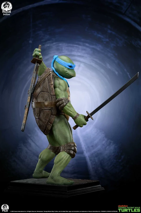 Leonardo - 1:2 Scale Deluxe Edition Premium Collectibles Studio (PCS) TMNT Collectible Figure