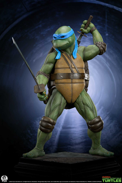 Leonardo - 1:2 Scale physical Premium Collectibles Studio (PCS) TMNT Collectible Figure