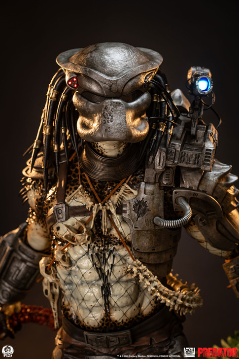 Predator - 1:2 Scale