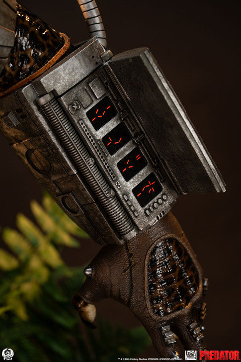 Predator - 1:2 Scale
