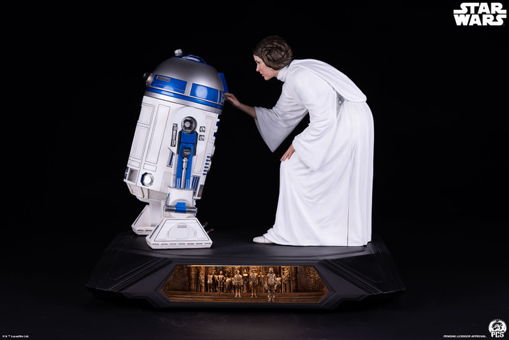 Princess Leia - 1:3 Scale Statue