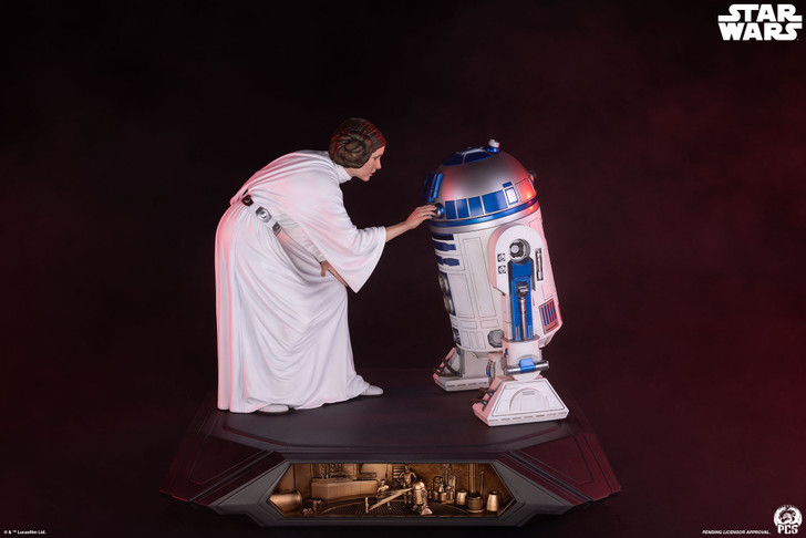 Princess Leia - 1:3 Scale Statue