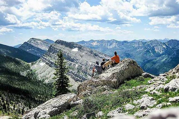 10 Must-Do Hikes in the Mountain West