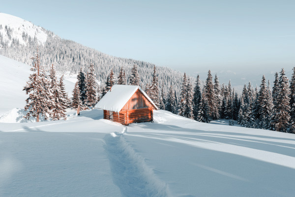 The 10 Best Winter Hut Hikes