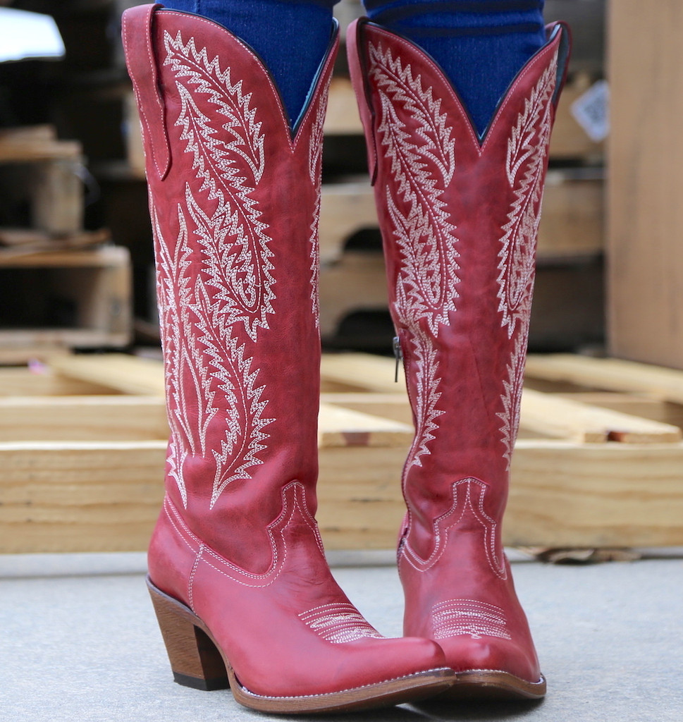 Corral Red Embroidery Tall Top E1318 | Corral E1318