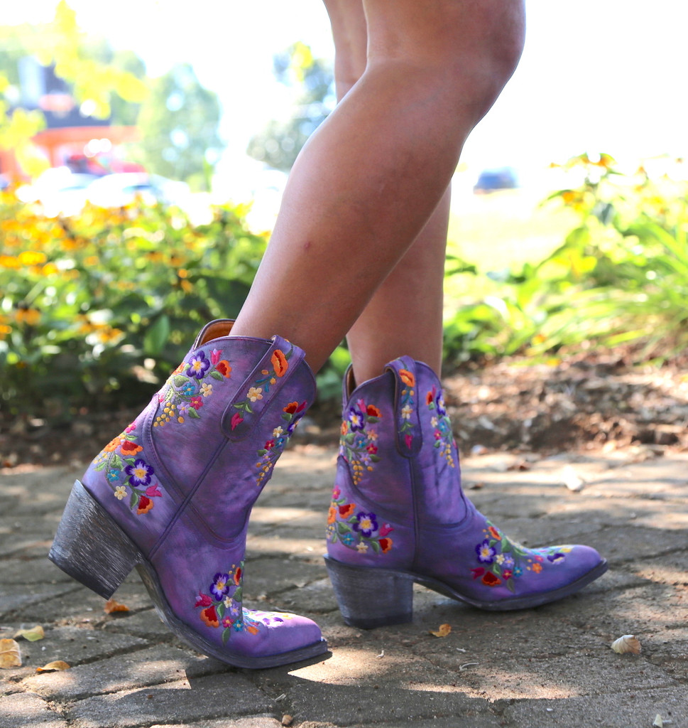 Old Gringo Sora Short Violet L841-41