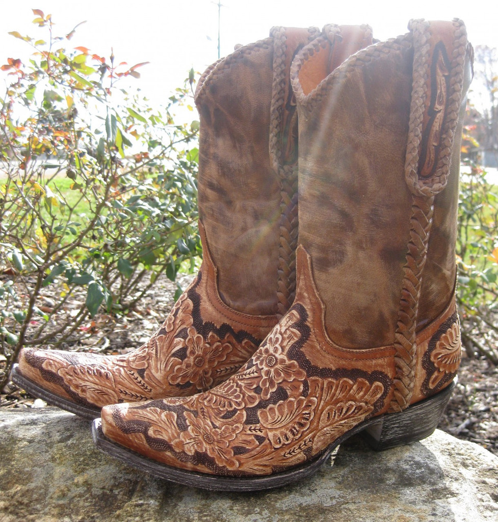 Custom tooled leather shoes made just for you, handcrafted in Texas