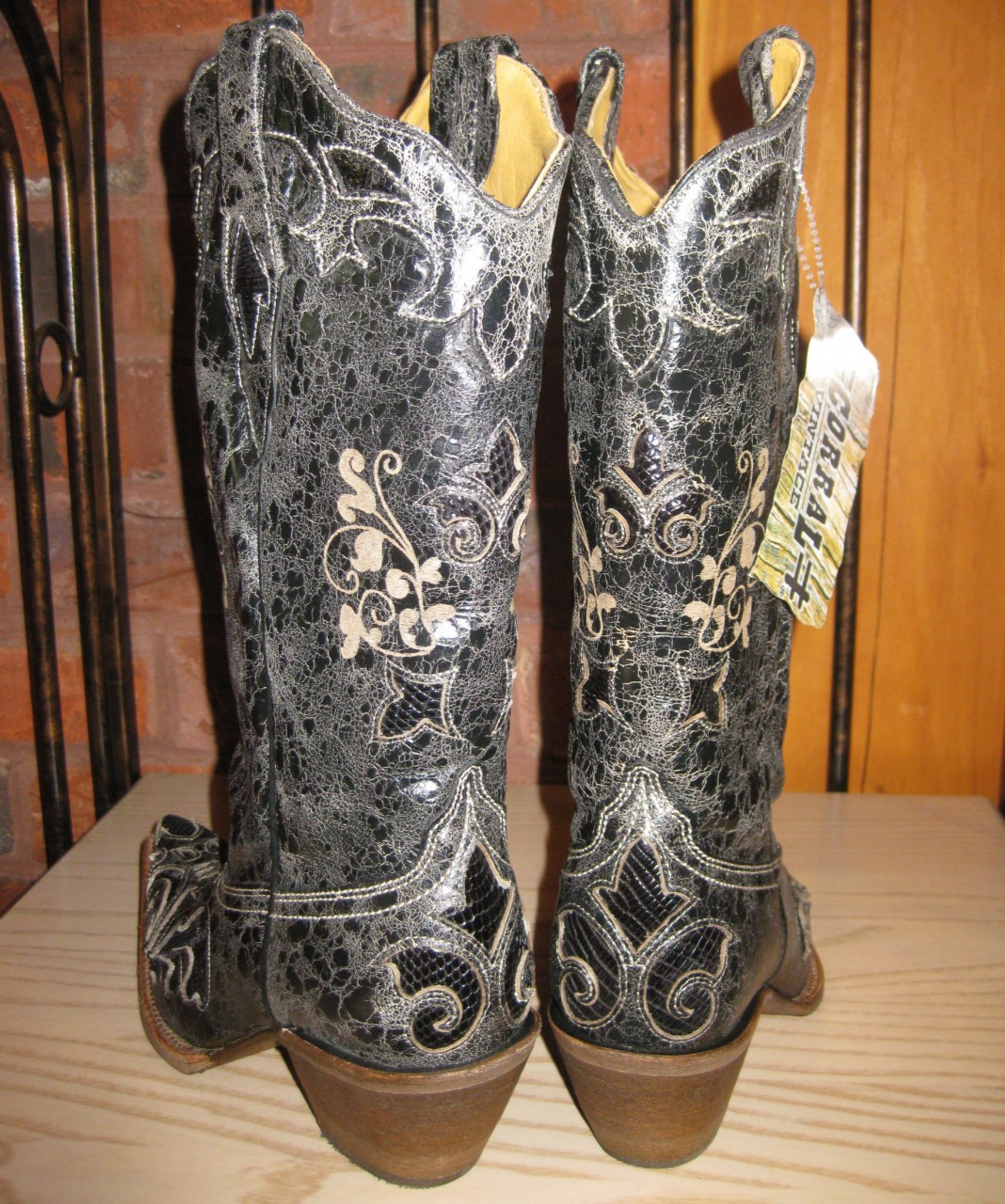 corral vintage leather cowgirl boots