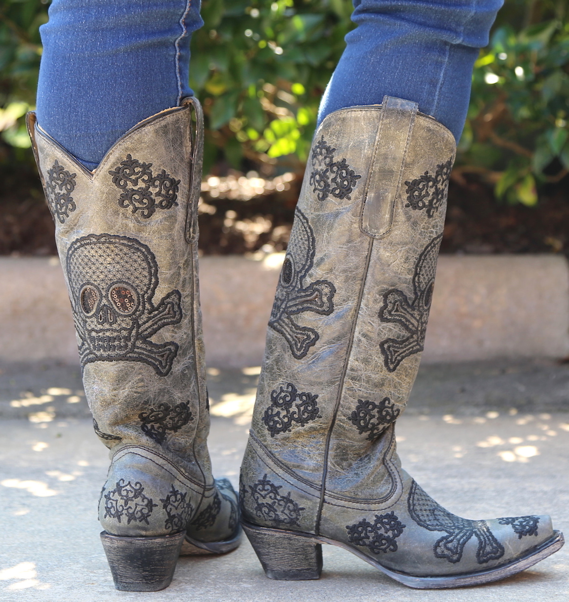 corral skull cowboy boots