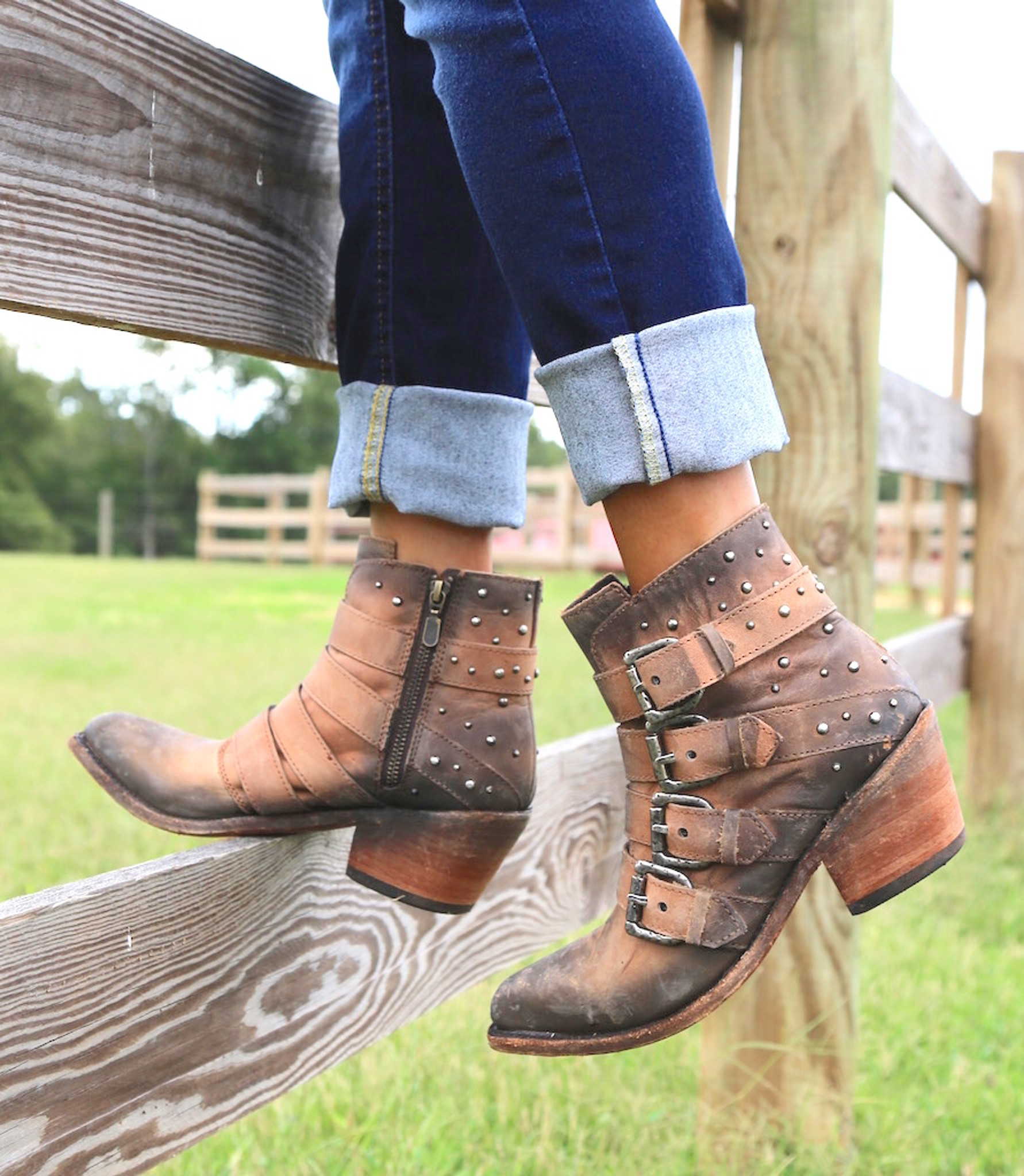 tan buckle boots