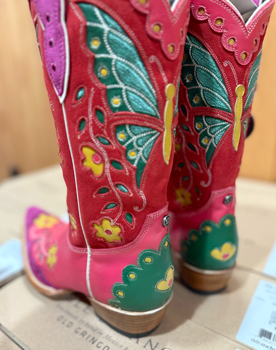 Double D by Old Gringo Butterfly Vibes Magenta Red DDL1064-1