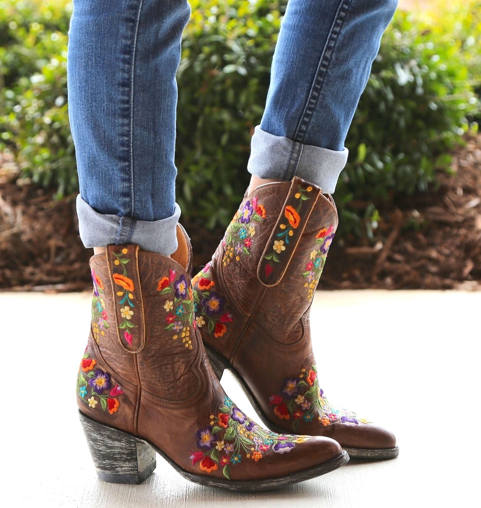 short cowgirl boots