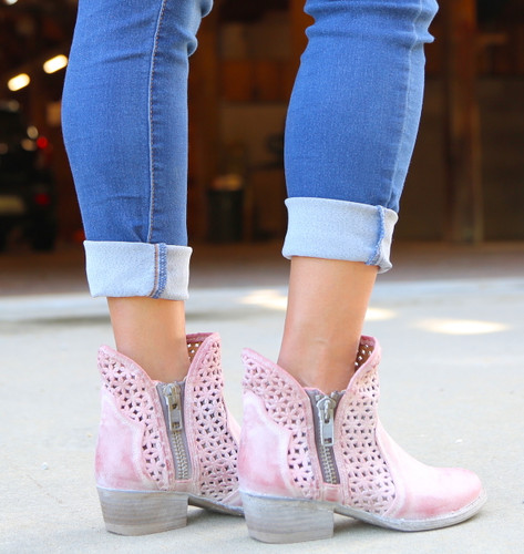 Corral Pink Cutout Shortie Boots Q5062 Heel