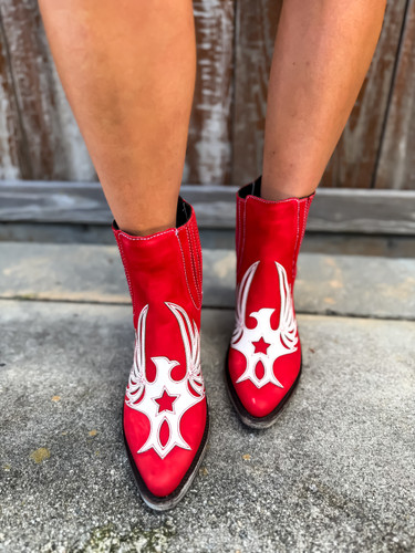 Liberty Black Sophia Nubuck Rojo Bootie LB713435 Live Image