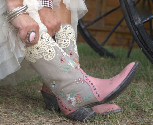 Old Gringo Elopement Opal Grey Tea Rose Boots L3938-1 Live Model