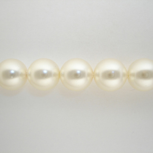 Swarovski Crystal Pearls are the perfect replica of genuine pearls. A crystal core is covered with a pearlescent coating providing a flawless, silky smooth surface, bestows a refined sophistication to all designs.